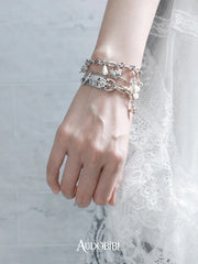 Chivalry Platinum-Plated Light Luxury Iris Armor Pearl Bracelet Bangle™