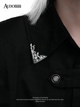 Chivalry Vintage Iris Shirt Collar Pins™