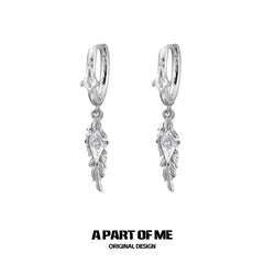 Divine Plume Dove&Crow 18K Platinum Plated Zircon Earrings™