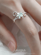 Lily 925 Sterling Silver Lily Vine Adjustable Open Ring™