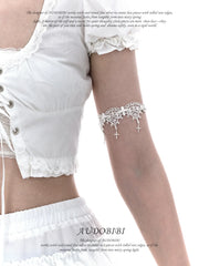 Rebellious Tenderness Platinum Plating Luxury Vintage Lace ArmRing™