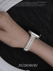 Rebellious Tenderness Platinum Plating Openwork Lace Apple Watch Band™