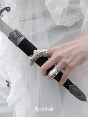 Chivalry Platinum-Plated Medieval-Style Knight's Armor Zircon Open-Faced Adjustable Joint Ring™