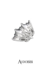 Chivalry Platinum-Plated Punk-Style Armor Ear Clip Ear Cuff™