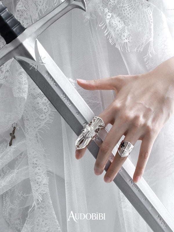 Chivalry Platinum-Plated Retro Baroque-Style Knight Armor Segmented Movable Joint Ring™