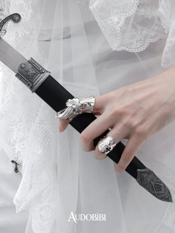 Chivalry Platinum-Plated Retro Baroque-Style Knight Armor Segmented Movable Joint Ring™
