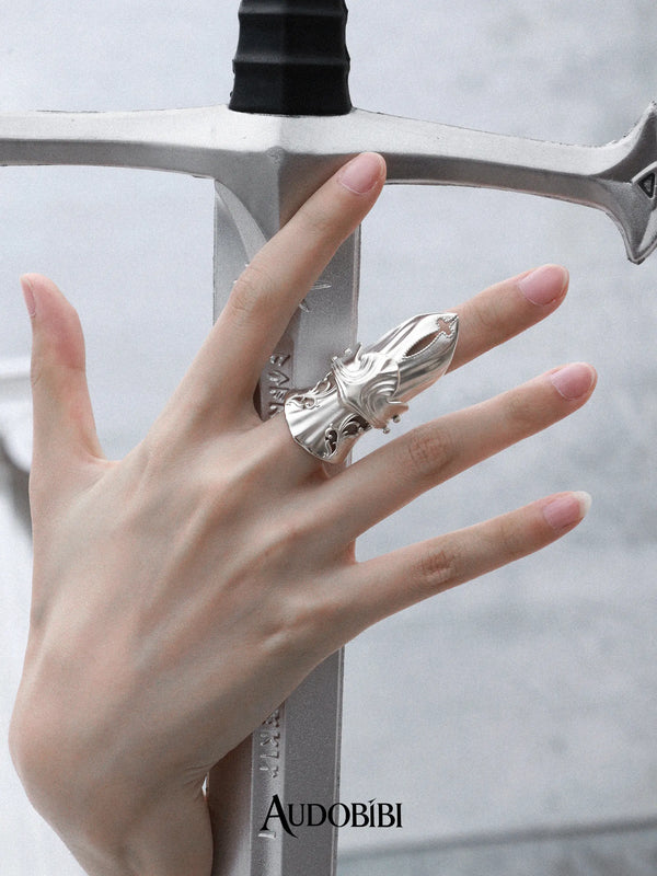 Chivalry Platinum-Plated Retro Baroque-Style Knight Armor Segmented Movable Joint Ring™