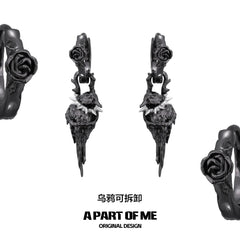 ต่างหู Captive Raven เคลือบแพลตตินัม 18K ของ Dark Crows™