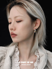 플러터 에센스 18k 플래티넘 플레이팅/18k 옐로우 골드 플레이팅 이어링™
