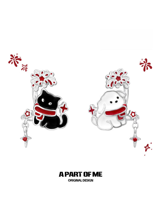 Happy New Year Platinum Plating Kittens and Puppies Setting Off Fireworks No Piercing Ear Cuff Ear Clip™