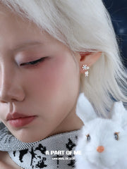 Hello Winter 925 Sterling Silver Snowflake Rabbit Asymmetrical Stud Earrings™