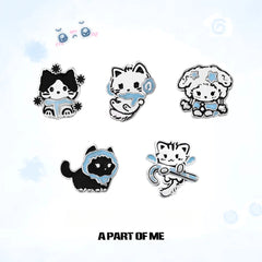 ต่างหูสตั๊ดดีไซน์แมวหัวใจนุ่มชุบแพลทินัม 18K Hello Winter Meow™