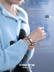 Hello Winter Platinum-Plated Black Kitten and White Puppy Pull-Adjustable Bracelet™