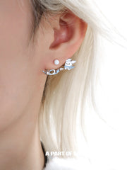 Hello Winter Platinum-Plated Black Kitten and White Puppy Stud Earrings™