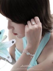 Lily Platinum Plating Dreamcore Mint Lily Vine Bracelet™