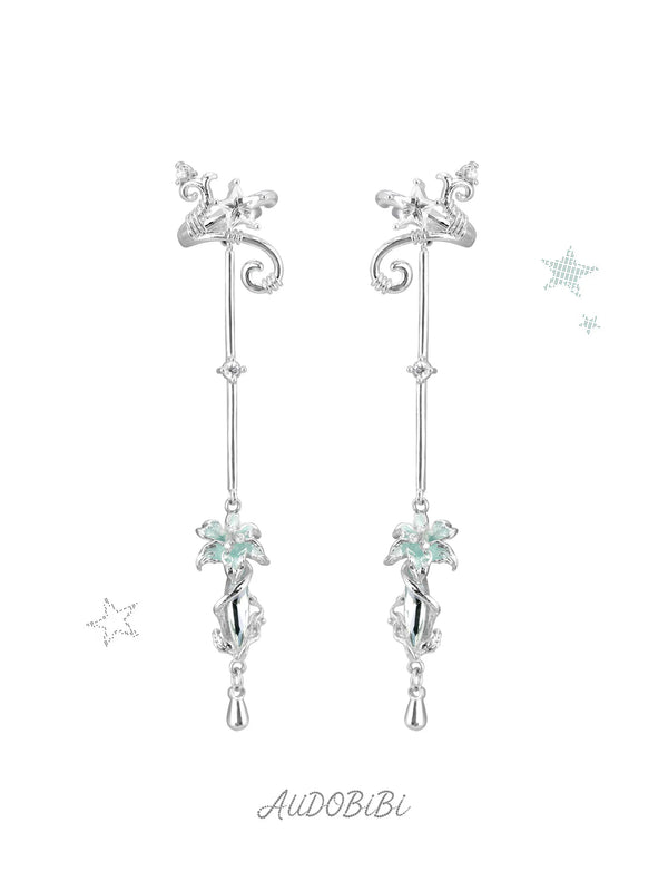 Lily Platinum Plating Dreamcore Mint Lily Vine Dangle Ear Cuff™