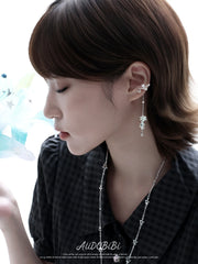 Lily Platinum Plating Dreamcore Mint Lily Vine Dangle Ear Cuff™