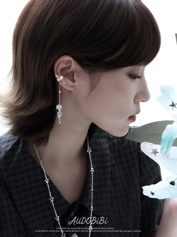 Lily Platinum Plating Dreamcore Mint Lily Vine Dangle Ear Cuff™