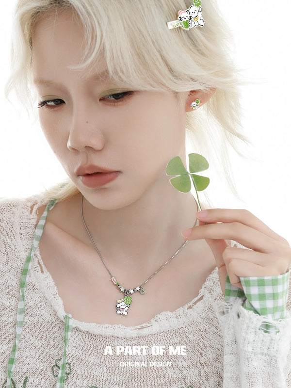 럭키 클로버 18K 플래티넘 도금 새끼 고양이 &amp; 강아지 스터드 귀걸이™