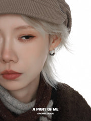 ต่างหูสุนัขไส้กรอกชุบแพลตตินัม 18K Lucky Puppy™