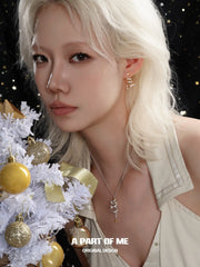 Merry Christmas Platinum Pating Spiral Christmas Tree Pendant Necklace™