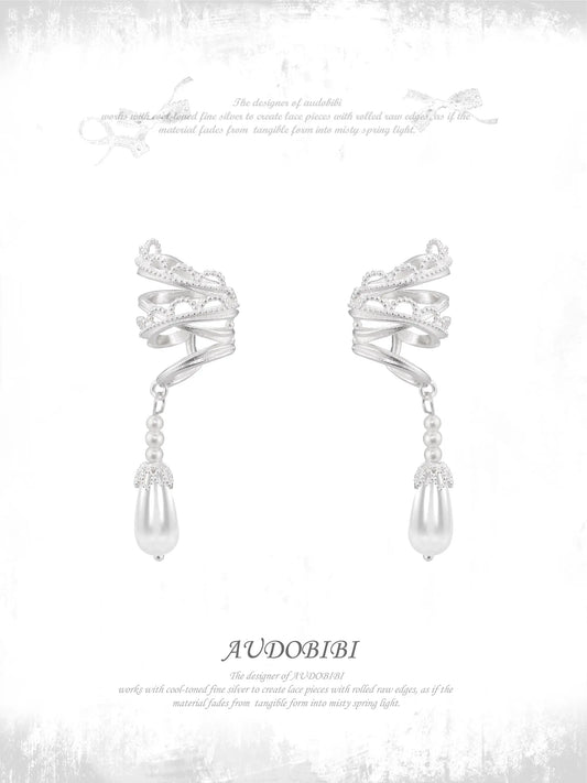 Rebellious Tenderness Platinum Plating Luxury Vintage Lace Baroque Ear Clip Ear Cuff™