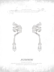 Rebellious Tenderness Platinum Plating Luxury Vintage Lace Baroque Ear Clip Ear Cuff™