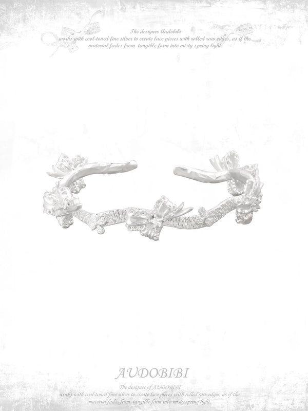Rebellious Tenderness Platinum Plating Luxury Vintage Lace Bow-Front Bangle Bracelet™