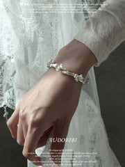 Rebellious Tenderness Platinum Plating Luxury Vintage Lace Bow-Front Bangle Bracelet™