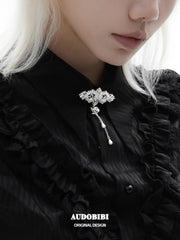 Rebellious Tenderness Platinum Plating Luxury Vintage Lace Brooch™