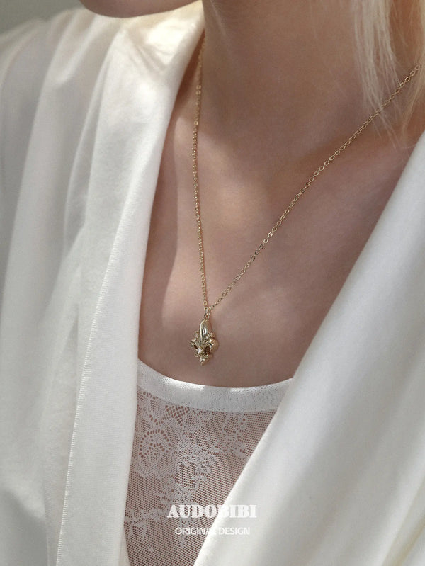Royale Iris 18K Gold-Plated Vintage Iris Double-Layered Pendant Choker Necklace™
