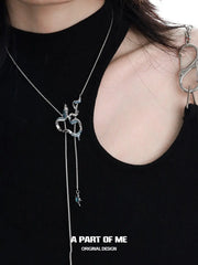 สร้อยคอ Ice Snake Pull-out ชุบแพลตตินัม 18k จากบ้านสลิธีริน™