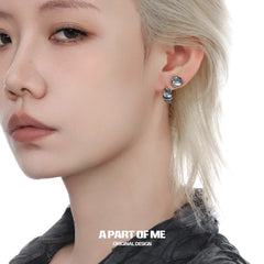 스네이크 그래스프 925 스털링 실버 컬러 크리스털 비즈 귀걸이™