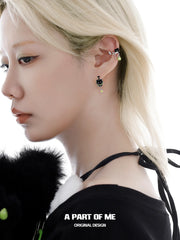 Summer Fruity 18K Platinum Plated Black Kitten ＆ Green Apple Earrings™