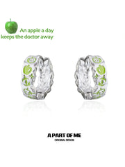 ต่างหูเรซินแอปเปิ้ลเคลือบแพลตตินัม 18K ลาย Summer Fruity™