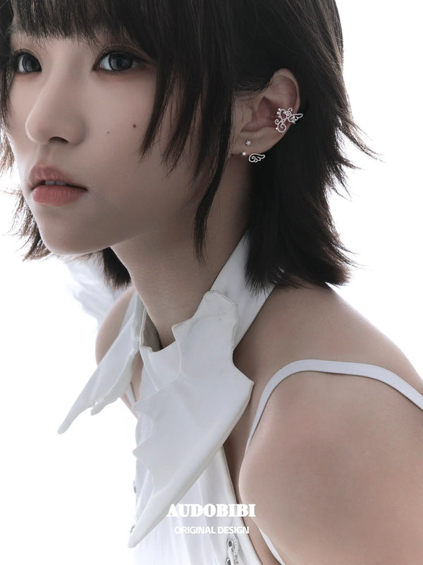 Winged Grace Platinum Plating 925Pin Tiny Wing Stud Earrings™